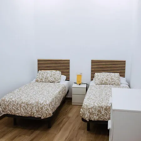 Hostel Triana Riverside