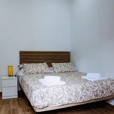 Triana Riverside Albergue Sevilha