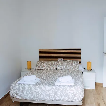 Triana Riverside Hostel Sewilla