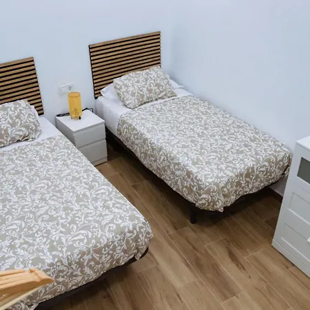 Hostel Triana Riverside