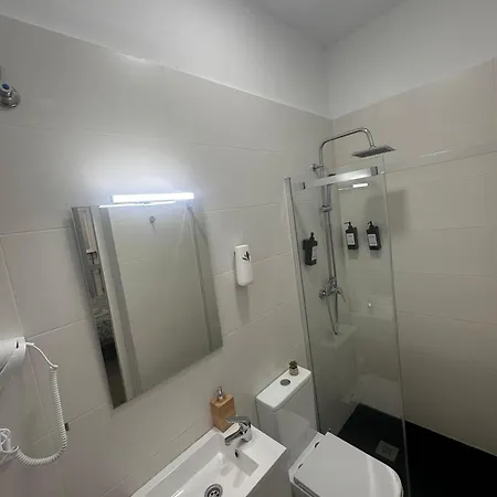 Hostel Triana Riverside